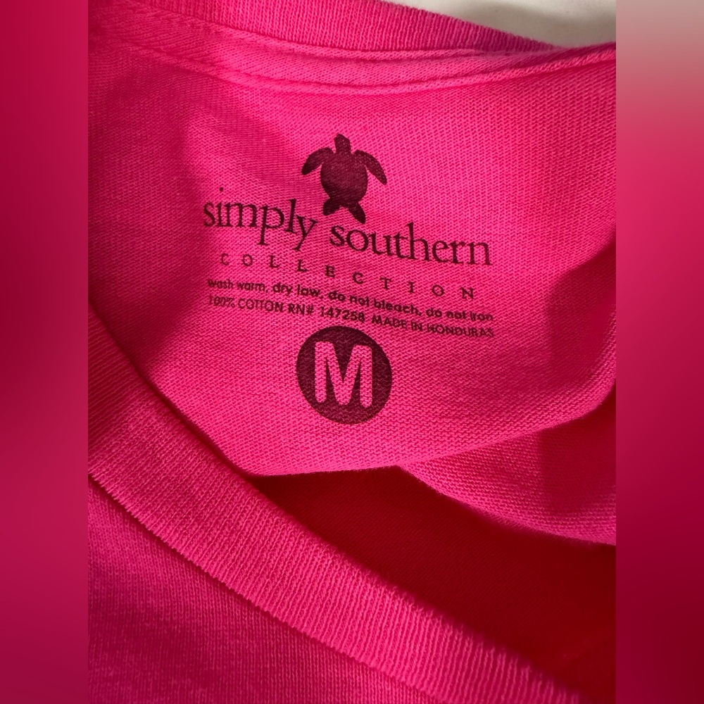 Womens Simply Southern “LIVE WHAT YOU LOVE ” Pink T Shirt sz Medium EUC - Picture 9 of 12